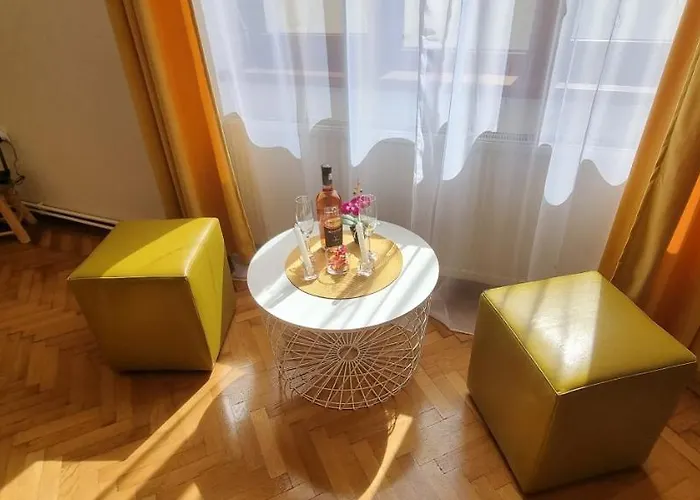 Happy Mood 5 * Braşov